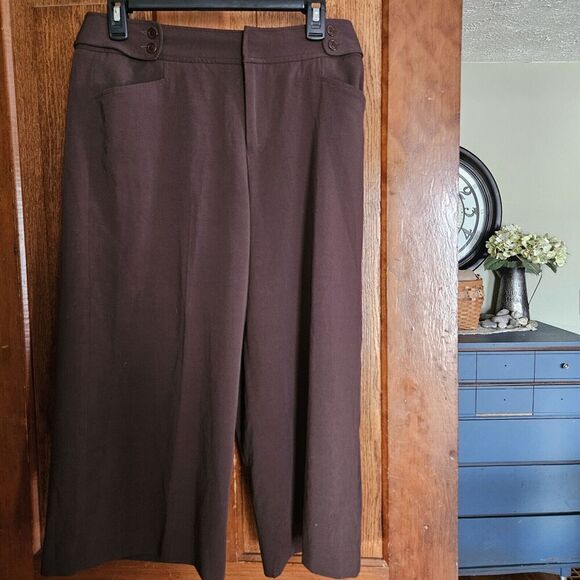 Nine West Pants, Women's Size 6, Brown, Crop Dress Pants, Straight Leg Culottes - Picture 8 of 8